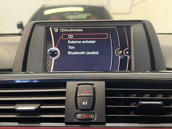 BMW 320d 16 of 18
