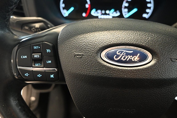 Ford Transit Custom 14 of 19