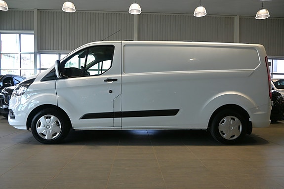 Ford Transit Custom 2 of 5