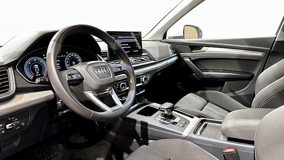 Audi Q5 7 of 22