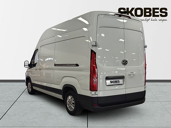 Maxus e-Deliver 9 5 of 17