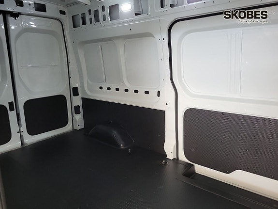 Maxus e-Deliver 9 10 of 17