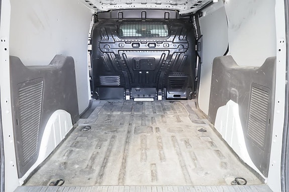 Ford Transit Connect 7 of 23