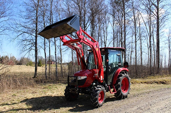 Traktor TYM 6225C 58hk 4WD 7 of 11