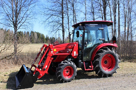 Traktor TYM 6225C 58hk 4WD