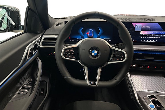BMW i4 9 of 18