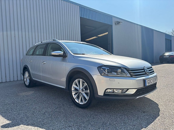 Volkswagen Passat Alltrack 4 of 5