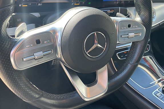 Mercedes-Benz CLS450 8 of 23