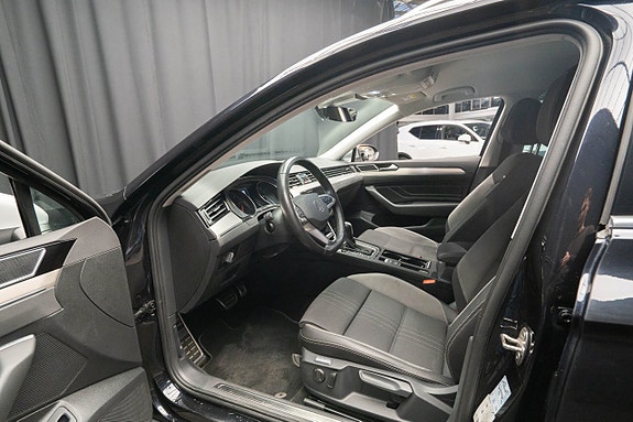 Volkswagen Passat Alltrack 15 of 21