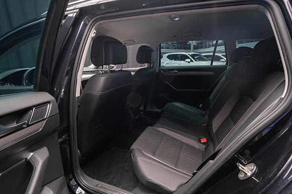 Volkswagen Passat Alltrack 20 of 21