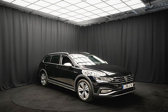 Volkswagen Passat Alltrack 4 of 5
