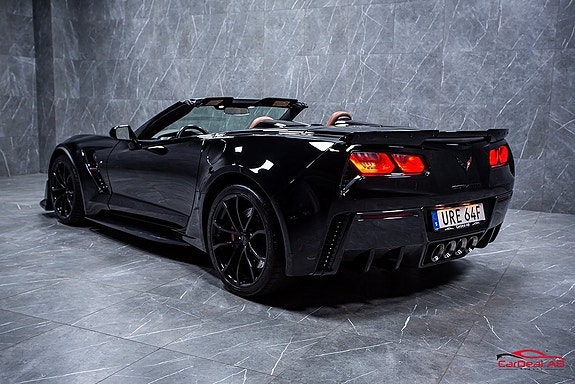 Chevrolet Corvette 6 of 26
