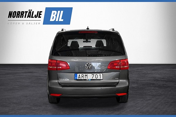 Volkswagen Touran 7 of 25