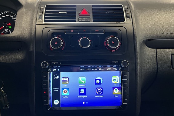 Volkswagen Touran 16 of 25