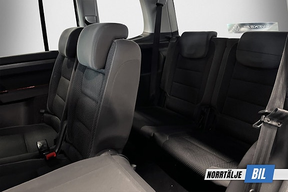 Volkswagen Touran 14 of 25