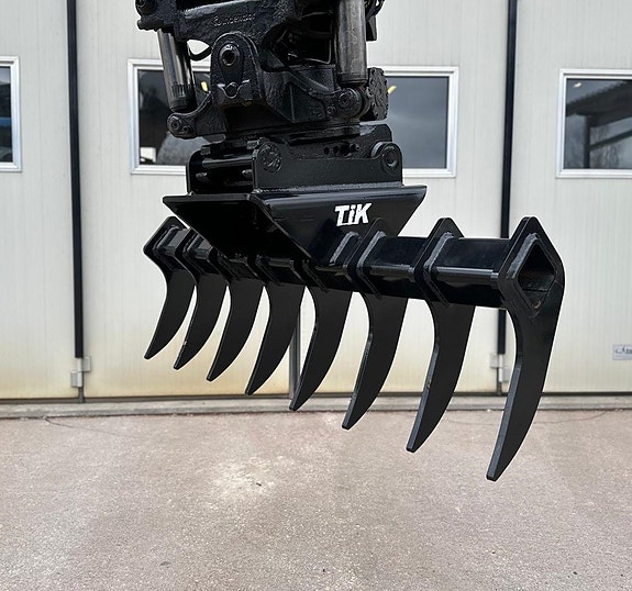 KRATTA RAKA TILL GRÄVMASKIN. VÄLJ FÄSTE. 1,5 OCH 2,0 METER