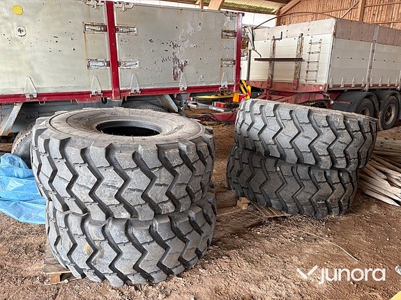 Entrepenaddäck - Trelleborg EMR1030 26.5 R25