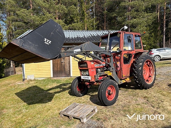 Traktor - Volvo VM 430 + redskap