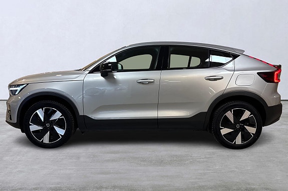Volvo C40 2 of 5