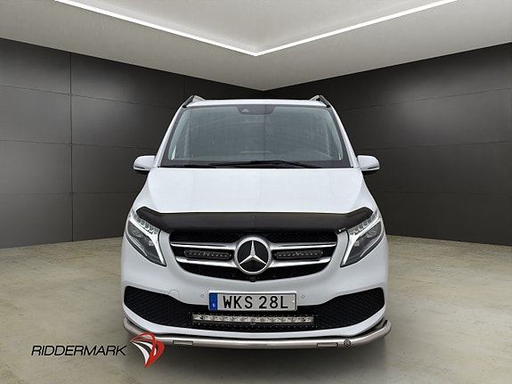 Mercedes-Benz V300 d 5 of 5