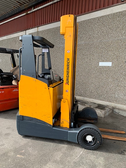 Jungheinrich ETV C 16 3 of 7