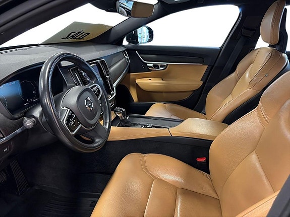 Volvo V90 Cross Country 5 of 5