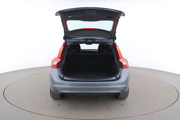 Volvo V60 16 of 30