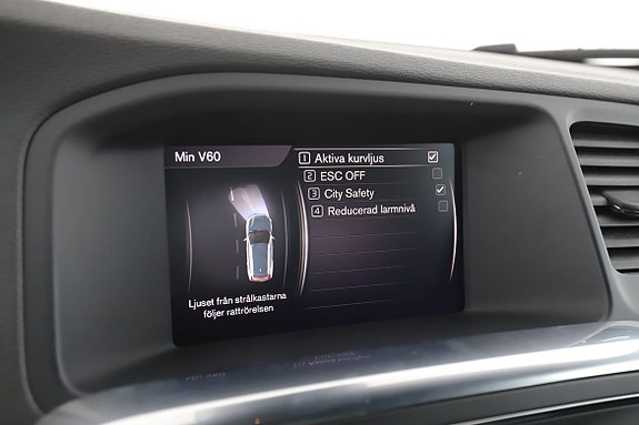 Volvo V60 20 of 30