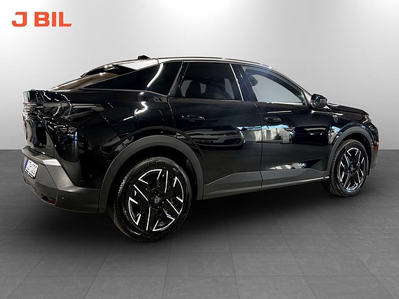 Peugeot 3008 3 of 5