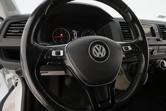 Volkswagen Transporter 14 of 27