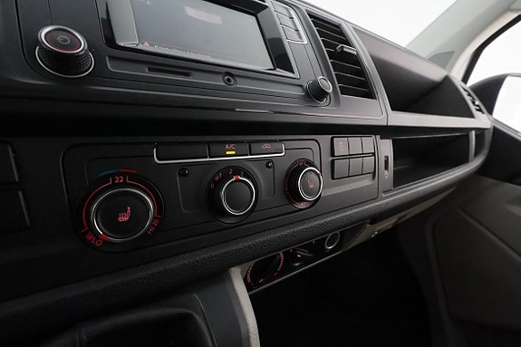Volkswagen Transporter 24 of 27
