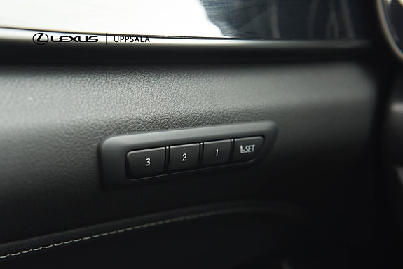 Lexus NX450h+ 18 of 20
