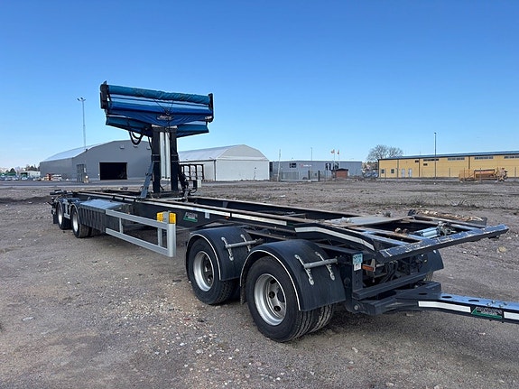 Lastväxlarsläp Hakarps PT 12-20 Hycover ängsgården