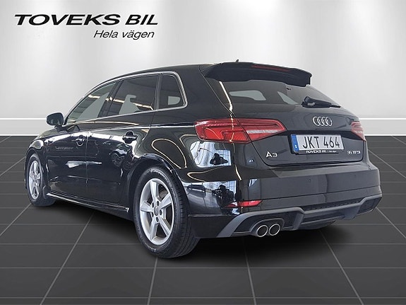 Audi A3 4 of 5