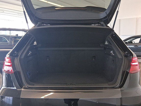 Audi A3 8 of 21
