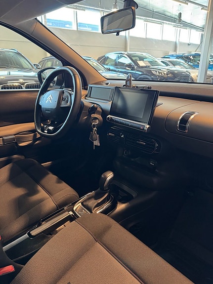 Citroen C4 Cactus 7 of 9