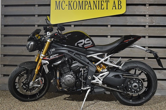 Triumph Speed Triple 1200 RS 4 of 5