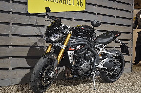 Triumph Speed Triple 1200 RS 5 of 5