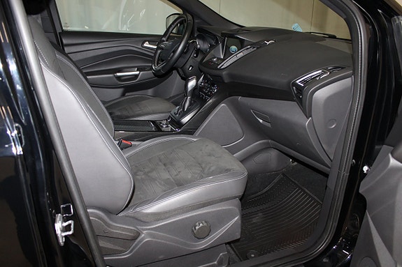 Ford Kuga 19 of 30
