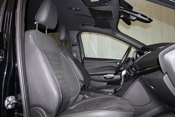 Ford Kuga 22 of 30