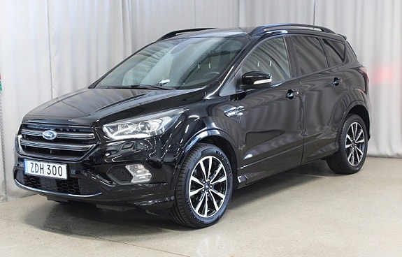 Ford Kuga 10 of 30