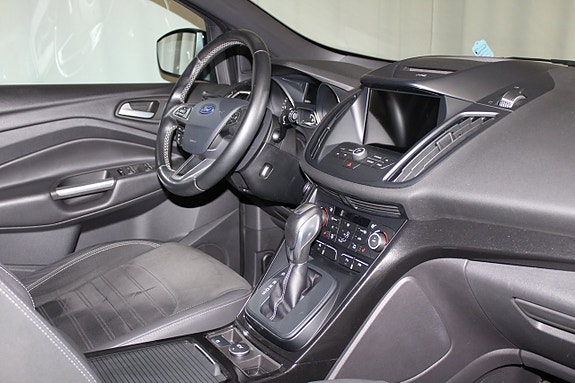 Ford Kuga 23 of 30