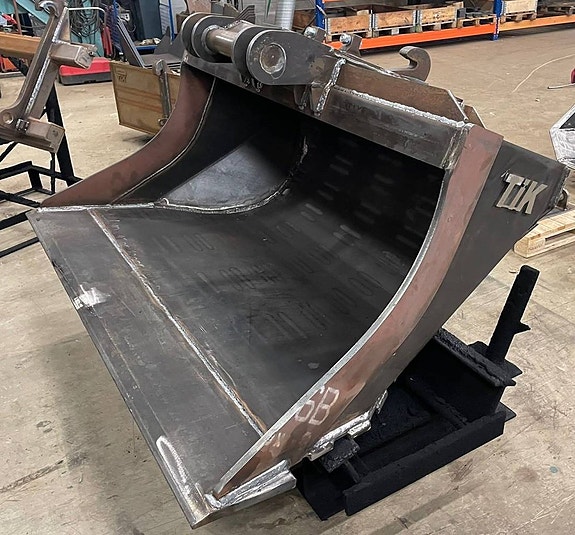 VI TILLVERKAR DINA REDSKAP MED B20 & B27.  THORÉNS I KIL