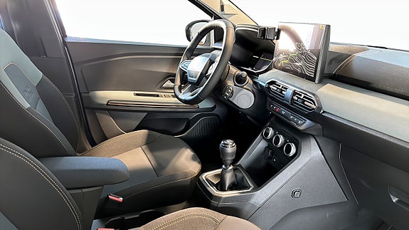 Dacia Sandero Stepway 3 of 5