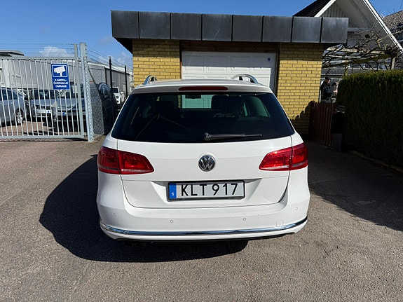 Volkswagen Passat 4 of 5
