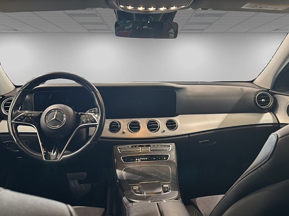 Mercedes-Benz E300 7 of 15