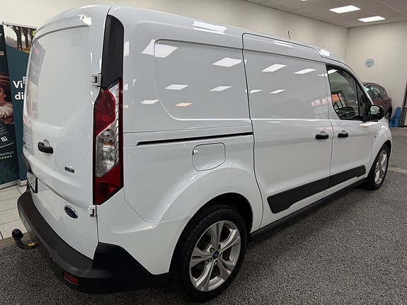 Ford Transit Connect 4 of 5