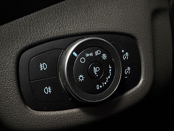 Ford Transit Connect 12 of 20