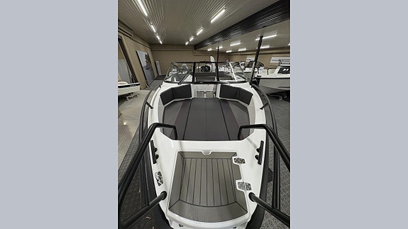 AMT 210BR VMAX-Edition med Yamaha 200HK Vmax 10 of 10