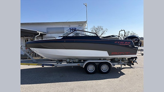 AMT 210BR med Yamaha 200HK Vmax